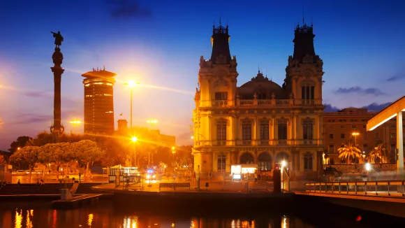 Εργασία στη Βαρκελώνη!!