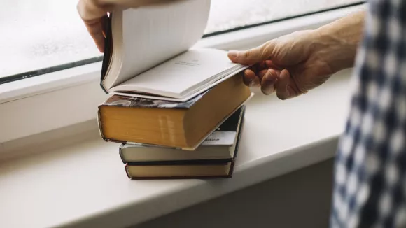 Τι σημαίνει η λέξη «αθιβολή»