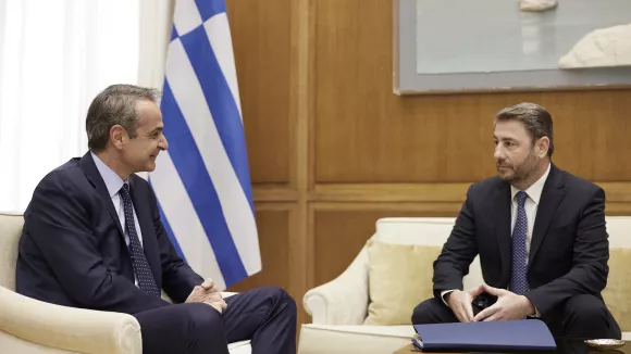 Μέση Ανατολή: Τετ α τετ Μητσοτάκη – Ανδρουλάκη σήμερα στη Βουλή