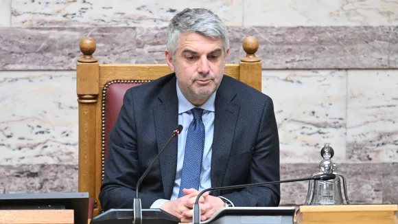 ΠΑΣΟΚ: Παραδίδει την έδρα του ο Οδυσσέας Κωνσταντινόπουλος