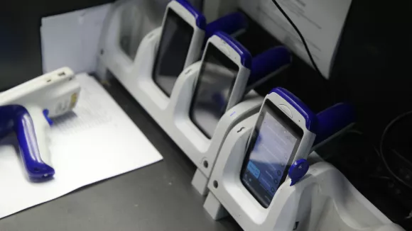 Ψηφιακή κάρτα εργασίας: Επεκτείνεται σε κομμωτήρια, γυμναστήρια, γραφεία τελετών