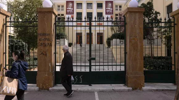 Πτυχίο μαζί με μεταπτυχιακό: Τα 115 τμήματα ΑΕΙ που το χορηγούν