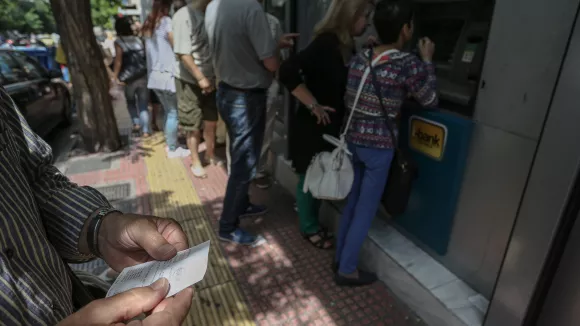 Μόνιμο επίδομα 300 ευρώ σε 1,87 εκατομμύρια δικαιούχους