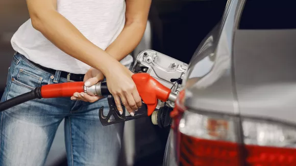 Ανάβει το λαμπάκι καυσίμου; Πόσα χιλιόμετρα έχεις ακόμα