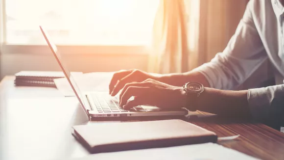 Καριέρα χωρίς πτυχίο: 7 δουλειές που πληρώνουν έως 66.000 ευρώ