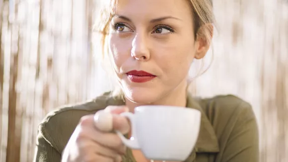 Πίνετε σκέτο καφέ; Δείτε τι σημαίνει για τον χαρακτήρα σας