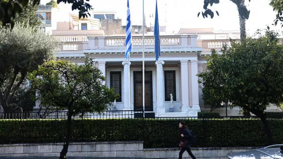 Νέα Δημοκρατία: Σε εβδομαδιαία βάση συσκέψεις για την πορεία των τιμών