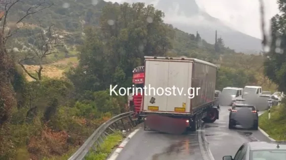 Νταλικά τροχαίο