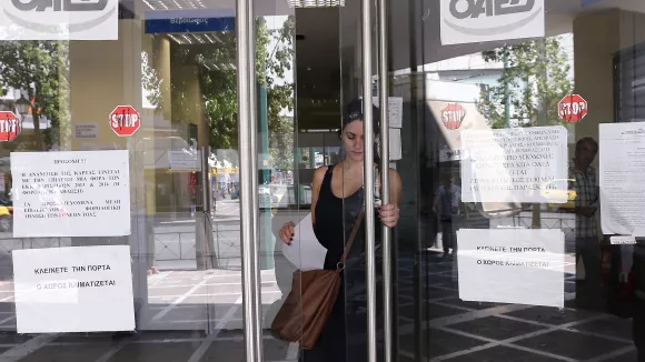 Δώρο Πάσχα ΔΥΠΑ: Από αύριο η πληρωμή - Τι χρήματα θα λάβετε