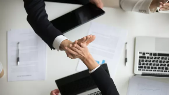 Δημόσιο: +600 προσλήψεις με απολυτήριο λυκείου και γυμνασίου