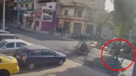 Λιοσίων: Μάχη για τη ζωή της δίνει η 16χρονη - Της αφαιρέθηκε η σπλήνα