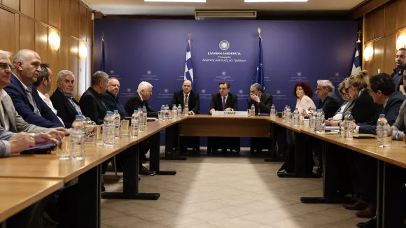 ΥΠΑΑΤ για αφθώδη πυρετό στη Λέσβο: Σχέδιο για ελεγχόμενη διακίνηση τυριών και ενίσχυση με 10 κτηνιάτρους