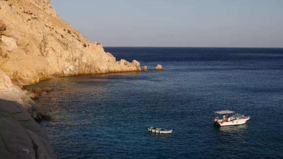 Ικαρία: Βρέθηκε σορός γυναίκας σε παραλία
