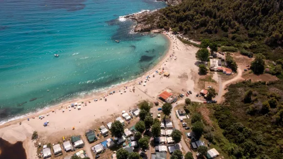 Θερινή σεζόν: Προσλήψεις στο Κάμπινγκ Πλατανίτσι