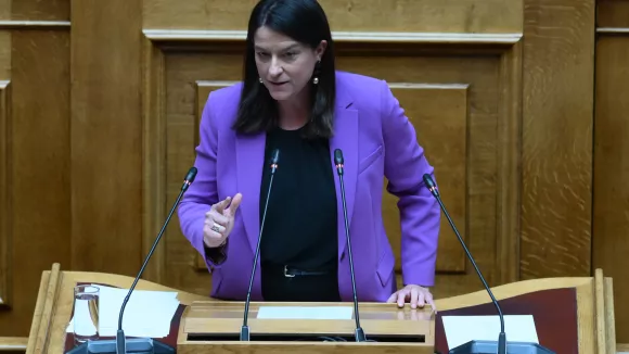 Κεραμέως: Επεκτείνεται άμεσα η ψηφιακή κάρτα εργασίας