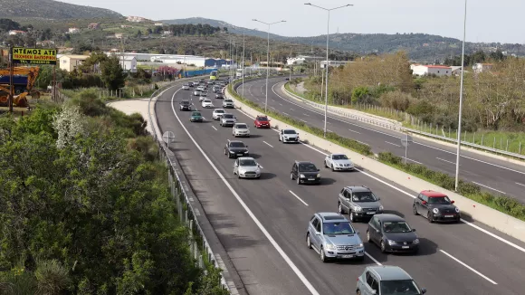 Κίνηση και αυτοκίνητα στους δρόμους