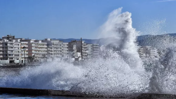 Ισχυροί βοριάδες διαδέχονται τις καταιγίδες – Αυξάνεται ο κίνδυνος πυρκαγιών