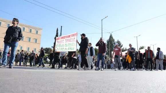 Απεργία 24 Ιουνίου: Ποιοι συμμετέχουν - Τι θα γίνει με τα ΜΜΜ