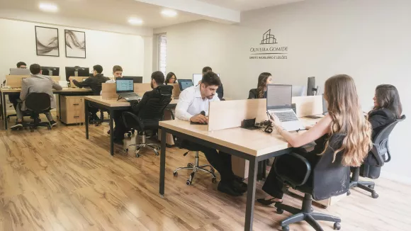 εργαζόμενοι
