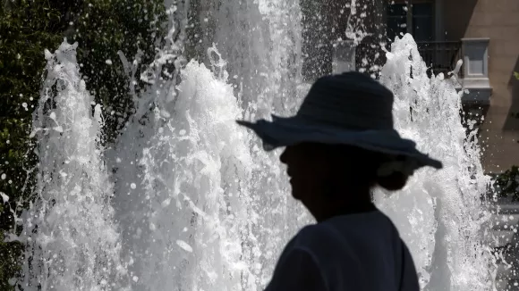 «Βράζει» η Ευρώπη: Χωρίς κλιματισμό τα περισσότερα νοικοκυριά - Η δεινή θέση της Ελλάδας
