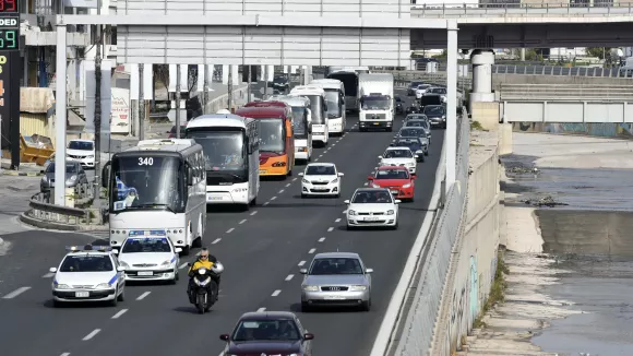 Κίνηση τώρα στην Αθήνα: Καθυστερήσεις έως 25 λεπτά στην Αττική Οδό