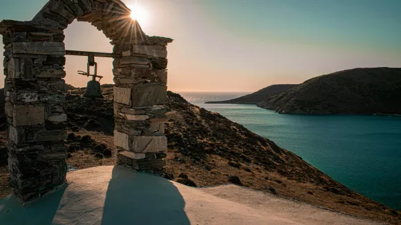 Θέσεις εργασίας στην όμορφη Κύθνο
