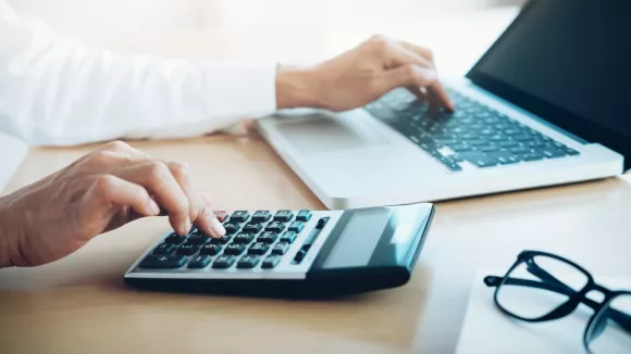 Επαγγελματικά Ταμεία: Έρχονται 7 μεγάλες αλλαγές – Τι αλλάζει σε συντάξεις και φορολογία
