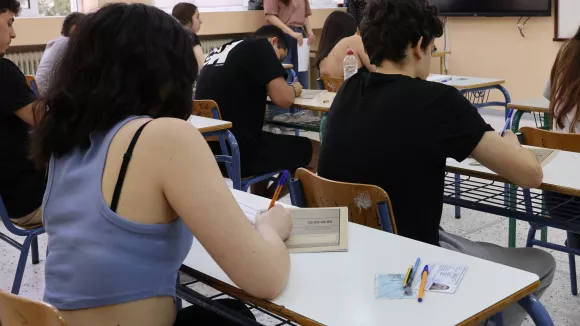 Πανελλαδικές 2026: Οι απαντήσεις στην Οικονομία