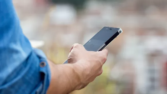 Έρχεται το voucher για smartphone έως 70 ευρώ - Οι δικαιούχοι