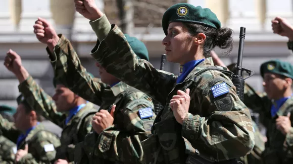 Ελληνικός Στρατός: Ορκίστηκαν οι πρώτες γυναίκες εθελόντριες