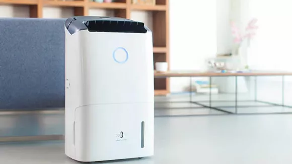 Έχετε αφυγραντήρα; Αυτές είναι οι 6 χρήσεις του νερού που πρέπει να αποφεύγετε