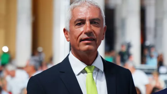 «Βολές» ΕΣΗΕΑ κατά Καλλιακμάνη: Χρησιμοποιεί παραπλανητικά την αστυνομική του ιδιότητα ενώ είναι υποψήφιος βουλευτής