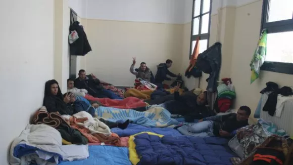 ΕΛ.ΑΣ.: Εξαρθρώθηκε κύκλωμα διακίνησης μεταναστών στη Θεσσαλονίκη – Κέρδη άνω των 300.000 ευρώ