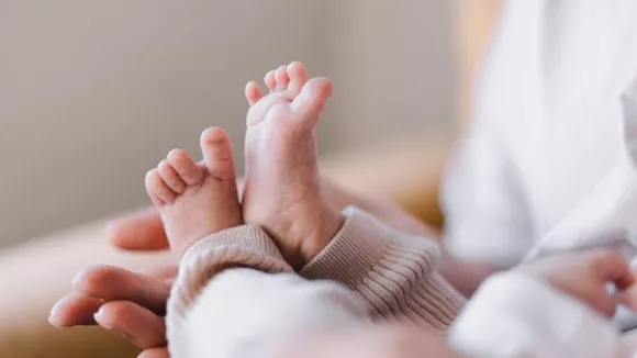 ΕΛΣΤΑΤ: Η Ελλάδα χάνει σχεδόν μία στις τέσσερις γεννήσεις σε πέντε χρόνια