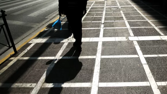 Ανεργία: Στο 7,9% τον Ιούλιο – «Αγκάθι» οι γυναίκες και οι νέοι