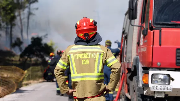 Φωτιά τώρα στη Μακύνεια Ναυπακτίας - Ήχησε το 112