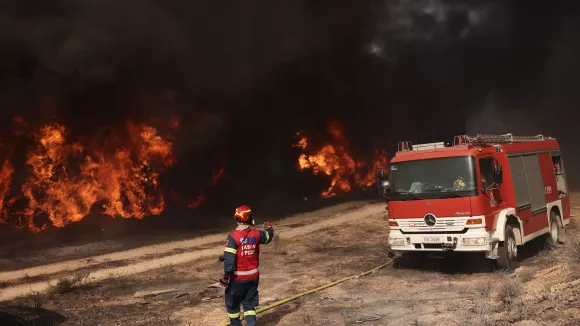 Υψηλός κίνδυνος πυρκαγιάς αύριο: Στο «κίτρινο» Αττική, Εύβοια, Κρήτη και Κυκλάδες