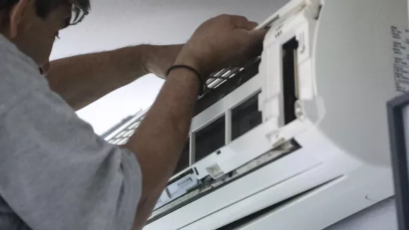 Τέλος χρόνου σήμερα για το «Αλλάζω Συσκευή για τις Επιχειρήσεις»