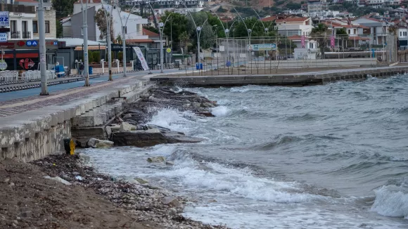 Καλοκαίρι στην Αττική: Σε ποιες θάλασσες ισχύει απαγόρευση κολύμβησης για λόγους υγείας