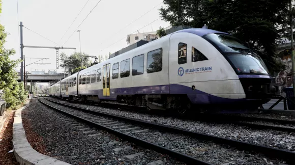 Λάρισα: Νεκρός o πεζός που παρασύρθηκε από τρένο - Η ανακοίνωση της Hellenic Train