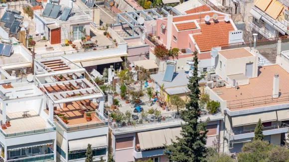 Ενοίκια μόνο μέσω τράπεζας: Τι αλλάζει από 1η Οκτωβρίου για ιδιοκτήτες και ενοικιαστές