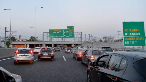 Μποτιλιάρισμα στην Αττική Οδό: Έως 20 λεπτά οι καθυστερήσεις