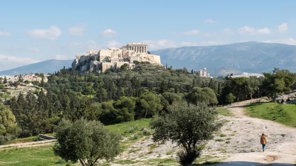 Οι 10 πιο «ευτυχισμένοι» προορισμοί στον κόσμο – Η θέση της Αθήνας στη διεθνή λίστα