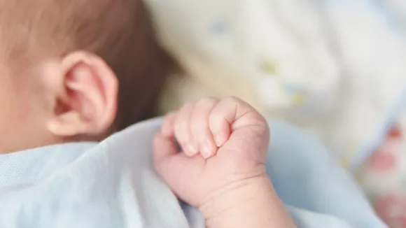 Αττική: Ποιος Δήμος δίνει επίδομα γέννησης έως 3.000 ευρώ