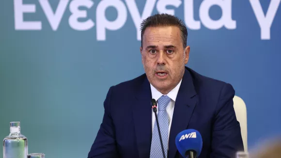 Ρεύμα: Πώς θα μειωθούν οι τιμές κατά 30% έως το 2029 – Οι 6 παρεμβάσεις του ΥΠΕΝ