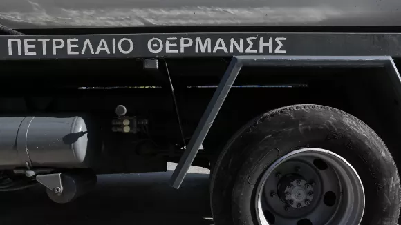 Πετρέλαιο θέρμανσης: Έρχεται νέα επιδότηση - Ψαλίδι» 20 λεπτών στο πετρέλαιο κίνησης