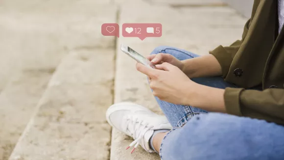 Κομισιόν: Τέλος τα social media για παιδιά κάτω των 13 ετών