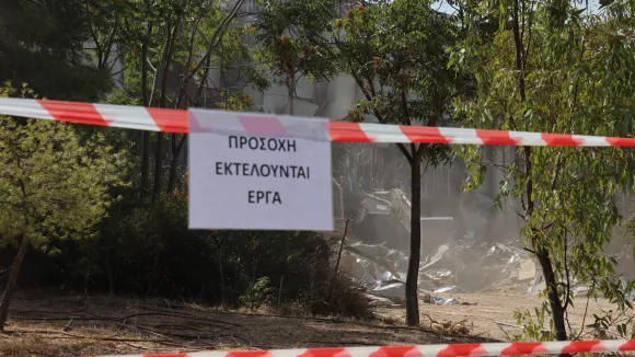 Γουδή: Δύο άτομα εντοπίστηκαν αναίσθητα στο υπό κατεδάφιση Θέατρο Μπάντμιντον