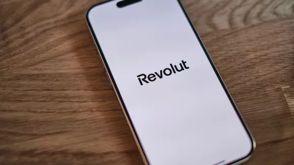«Έπεσε» η Revolut: Προβλήματα στην εφαρμογή – Τι αναφέρει η εταιρεία