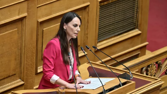 Δημόσιοι υπάλληλοι: Ποιοι δικαιούνται 32ωρο και 5 έξτρα άδειες (ΦΕΚ)
